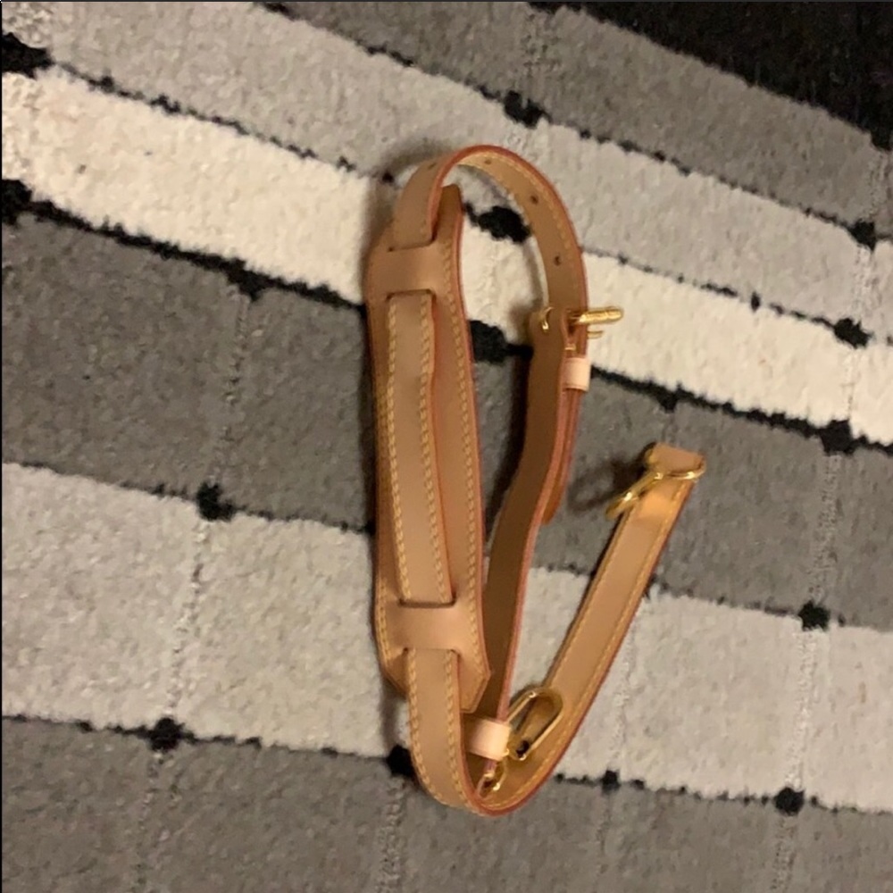 Louis Vuitton 30” short shoulder strap - rePoshing